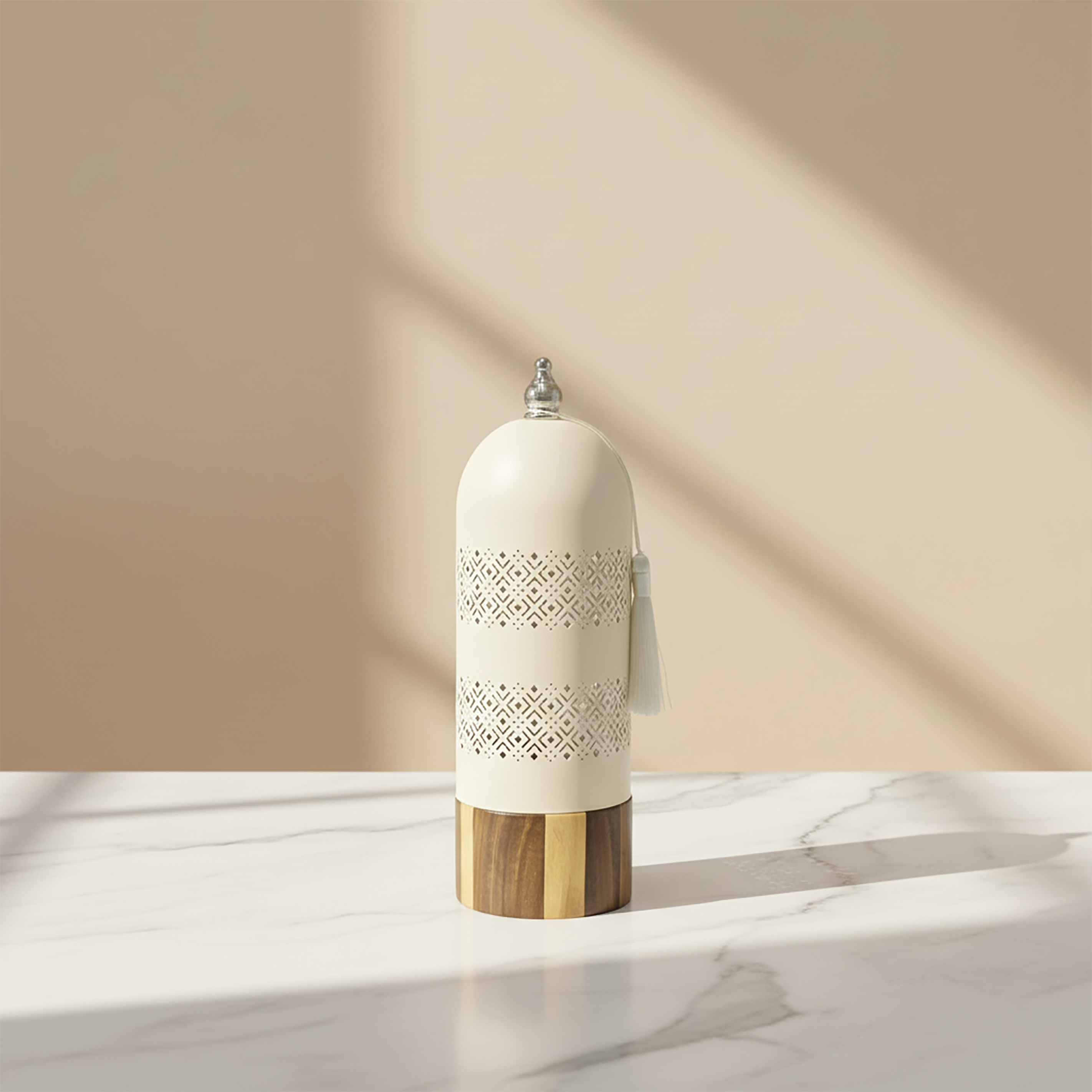 مبخر خشبي مع غطاء معدني