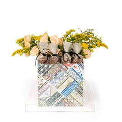 Flower arrangement with chocolate