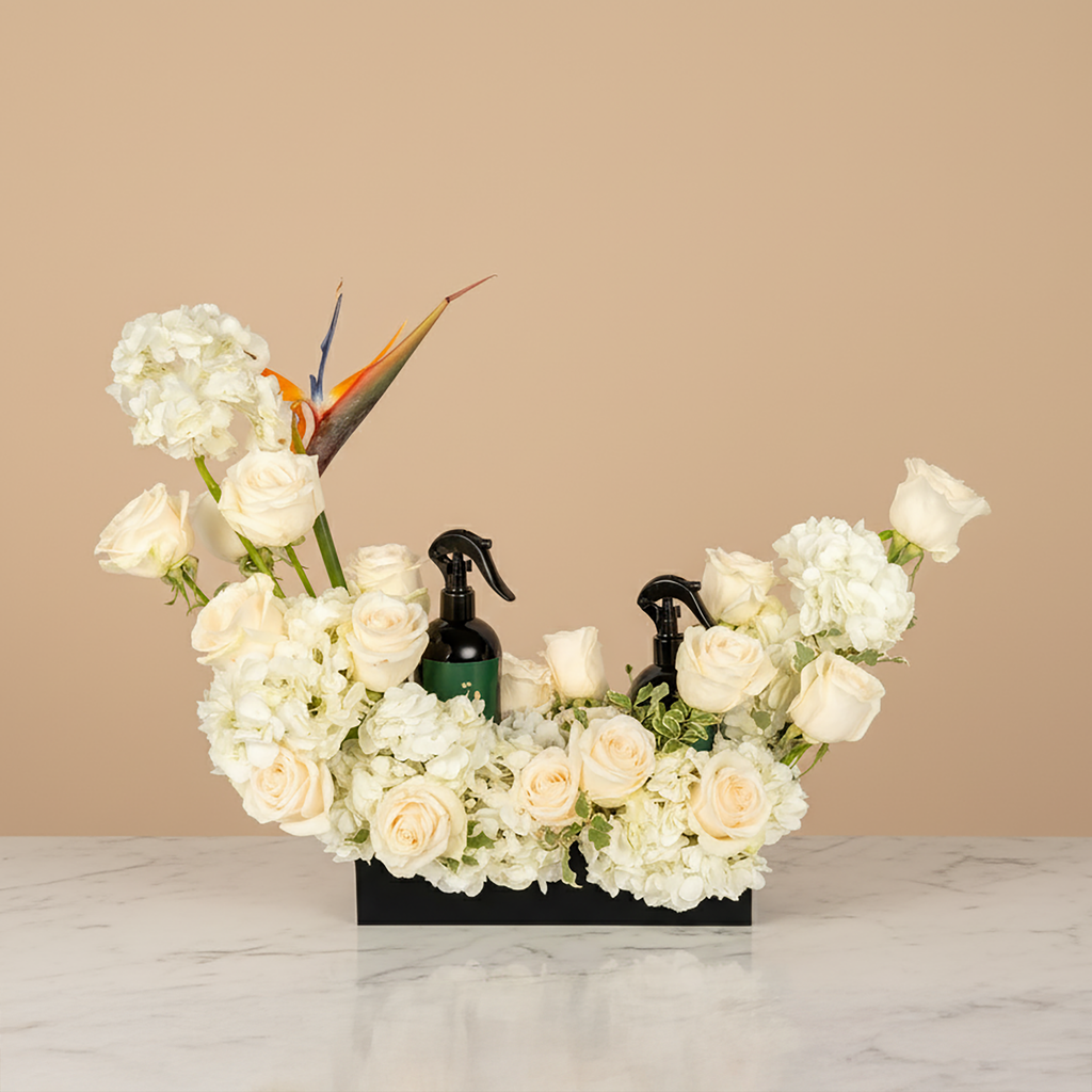 تنسيق ورد أنيق مع مرشين عطريين للمنزل