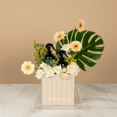 تنسيق ورد أنيق مع مرشين عطريين للمنزل