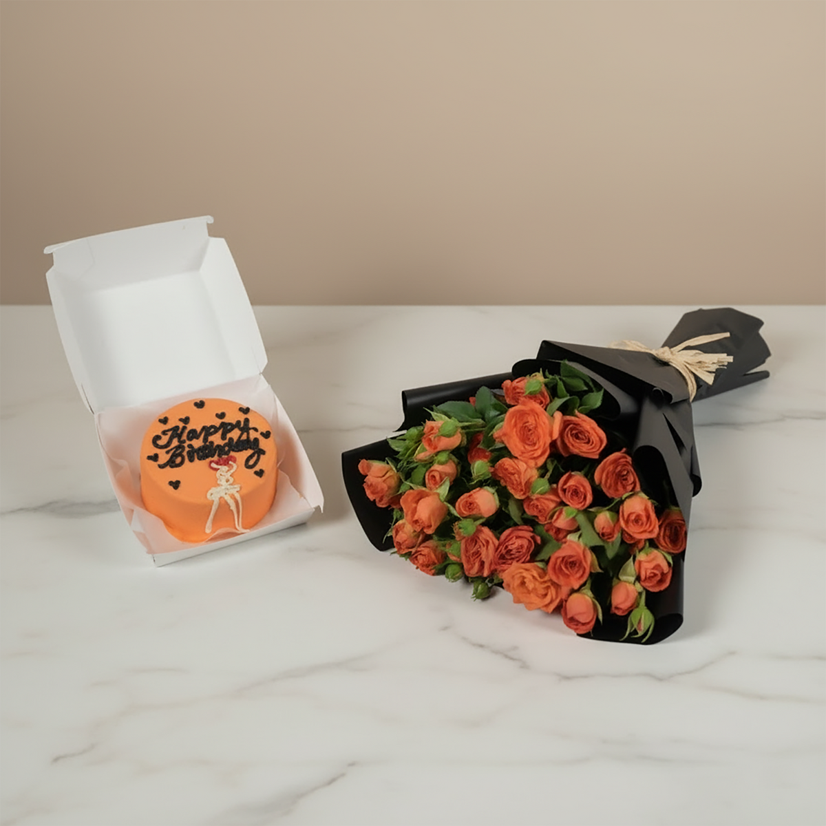 بوكيه ورد مع كيك