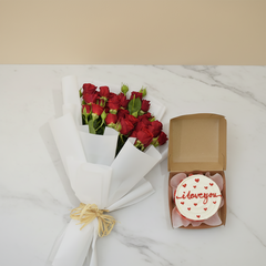 بوكيه ورد مع كيك