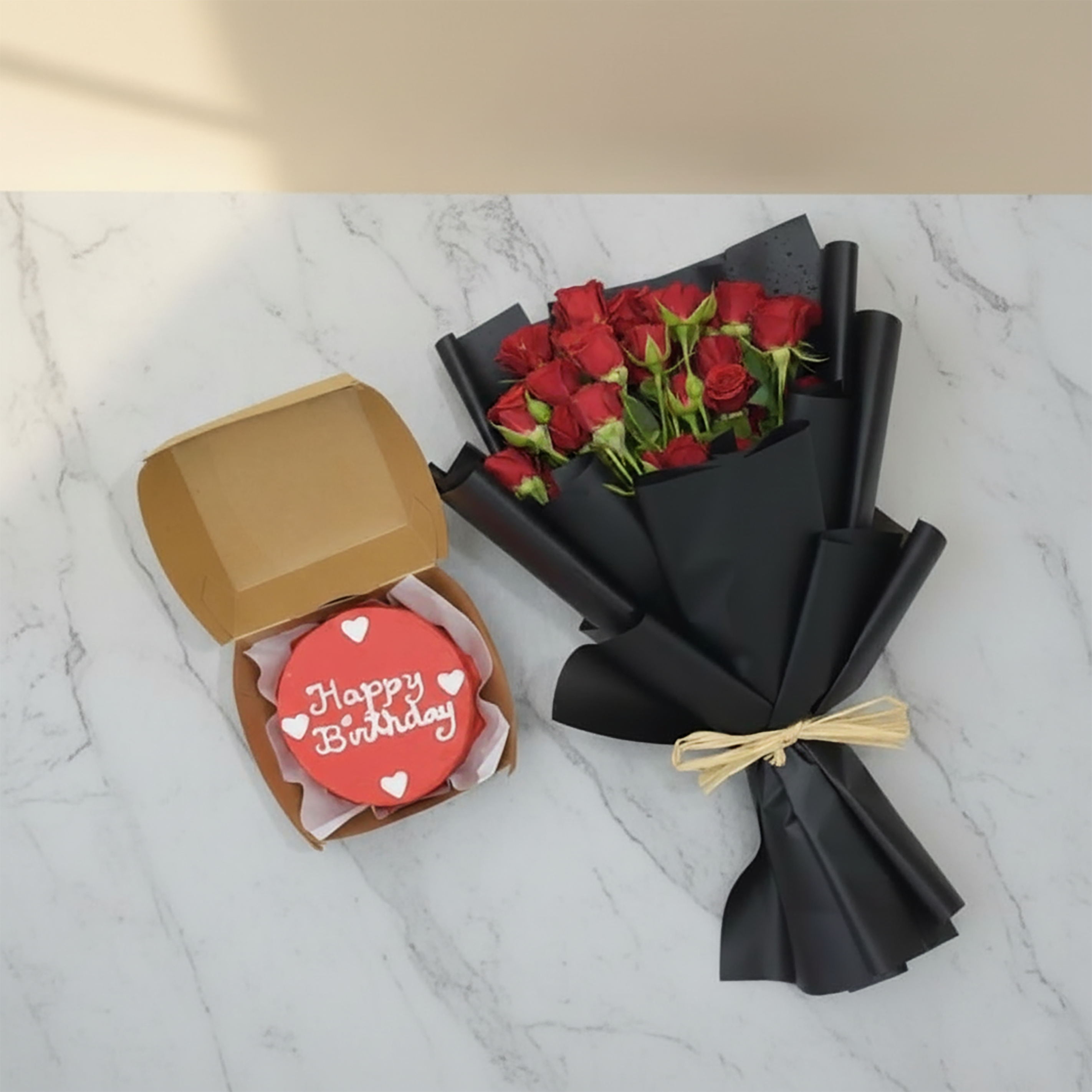 بوكيه ورد مع كيك